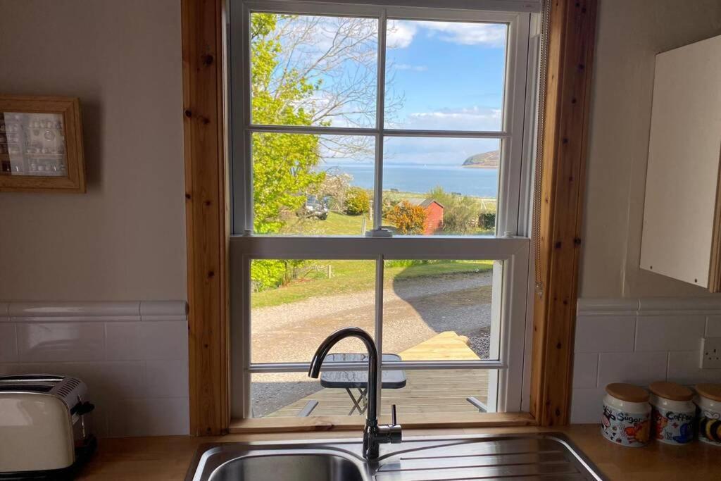 Lamlash- Self Catering Accommodation With Seaviews Luaran gambar